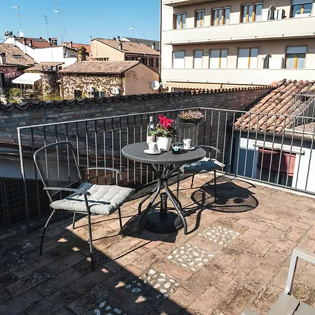 Alojamento de Acomodação e Pequeno-almoço Noctis 4*