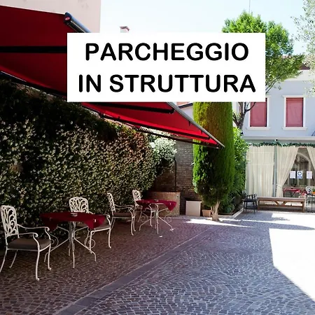 Noctis Alojamento de Acomodação e Pequeno-almoço 4*