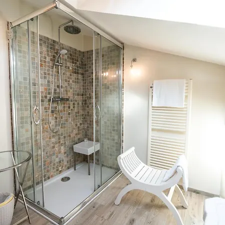 Oda ve Kahvaltı Noctis