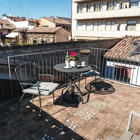 Oda ve Kahvaltı Noctis