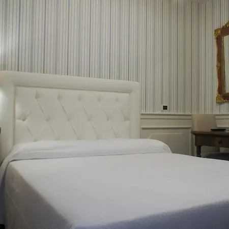 Noctis Bed & Breakfast