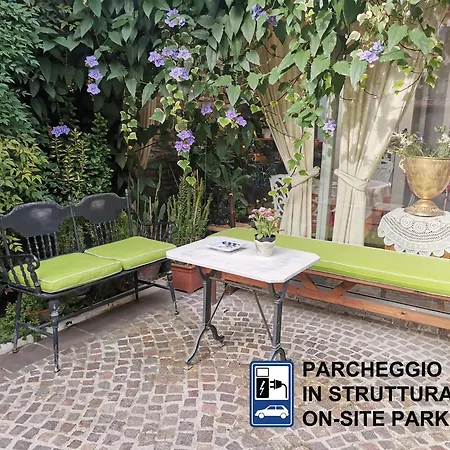 Oda ve Kahvaltı Noctis