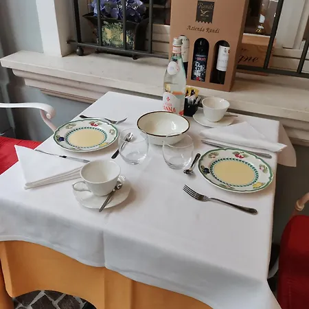 Noctis Oda ve Kahvaltı Ravenna