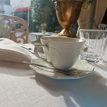 Oda ve Kahvaltı Noctis Ravenna