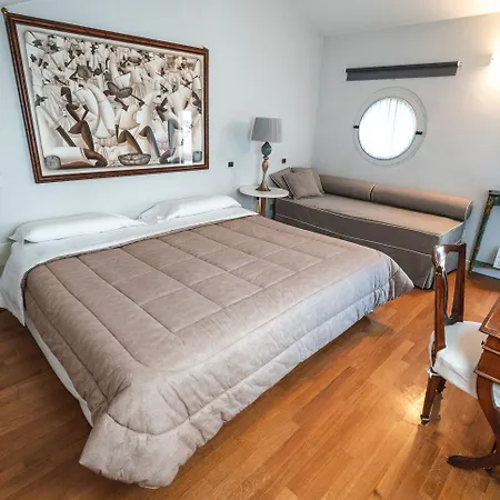 Bed & Breakfast Noctis 4*