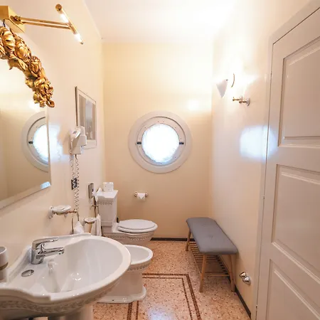 Noctis Oda ve Kahvaltı Ravenna