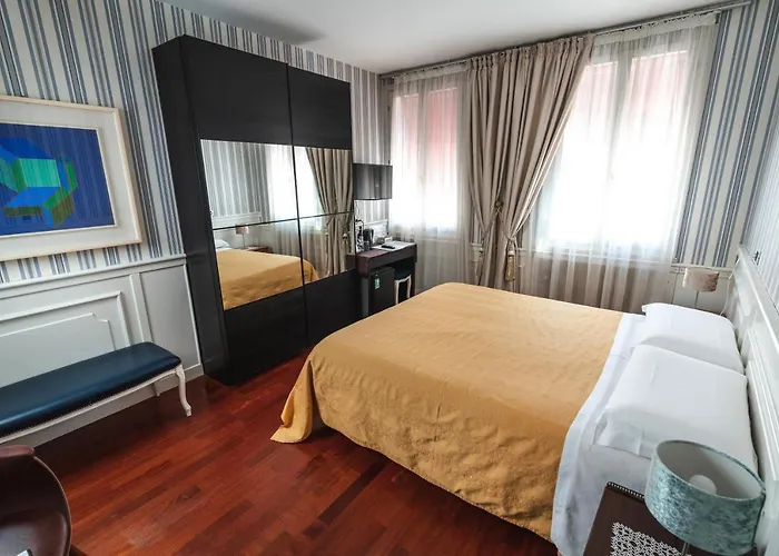 Noctis رافيننا