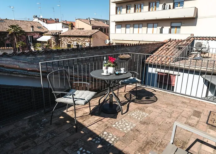 Oda ve Kahvaltı Noctis