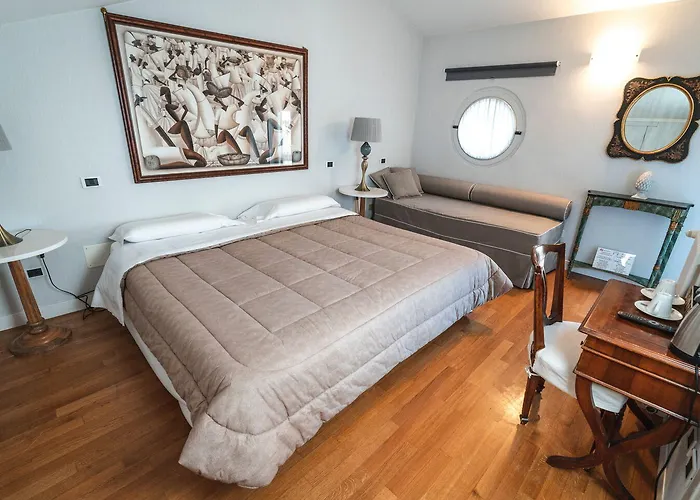 فندق مبيت وإفطار Noctis 4*